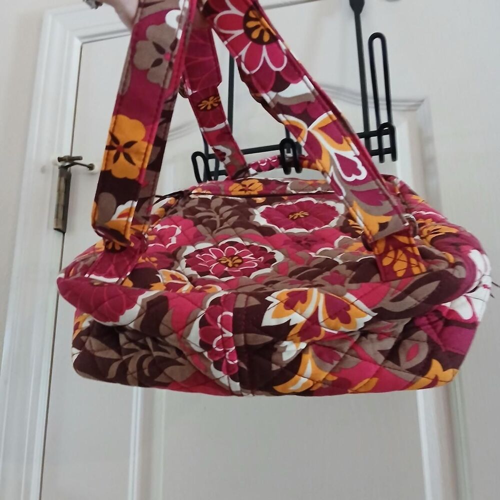 Vintage Vera Bradley Retired Carnaby Vibrant Floral Quilted Cotton Backpack - Picture 5 of 7